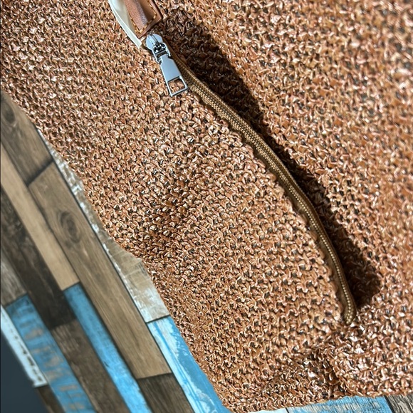 Brown Woven Tote Bag with Pouch - Picture 4 of 16